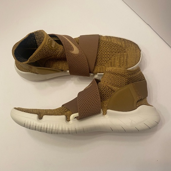 Nike Free RN Motion Flynit 2018 Golden Beige Women’s 10.5 Men’s 9 Athletic Shoe - Picture 4 of 14
